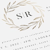 "Chic Wreath" - Wedding Invitations in Classic by Kelly Schmidt - Close-Up