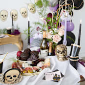 "Gold Skull Thingamajigs - Set of 16" - Party Hanging Decor in gold by Jollity and Co