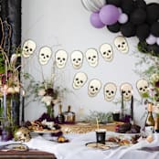 "Gold Skull Thingamajigs - Set of 16" - Party Hanging Decor in gold by Jollity and Co
