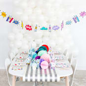 "Superhero Thingamajigs - Set of 16" - Party Hanging Decor in multicolor by Jollity and Co
