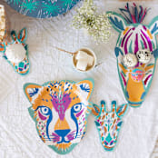 "Safari Giraffe Napkins (16)" - Party Napkins in blue by MA FÊTE