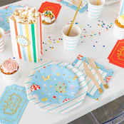 "Off to the Fair Large Napkins - Pack of 16" - Party Napkins in multicolor by Jollity and Co