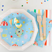 "Off to the Fair Small Plates - Pack of 8" - Party Plates and Bowls in multicolor by Jollity and Co