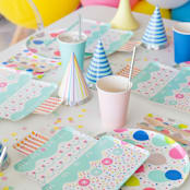 "It's A Birthday Balloon Large Plates - Set of 8" - Party Plates and Bowls in multicolor by Jollity and Co