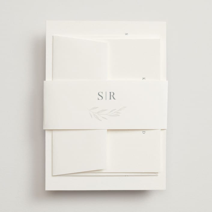 "Chic Wreath" - Gloss-Press® Belly Bands in Cloud by Kelly Schmidt - Assembled with Invitation