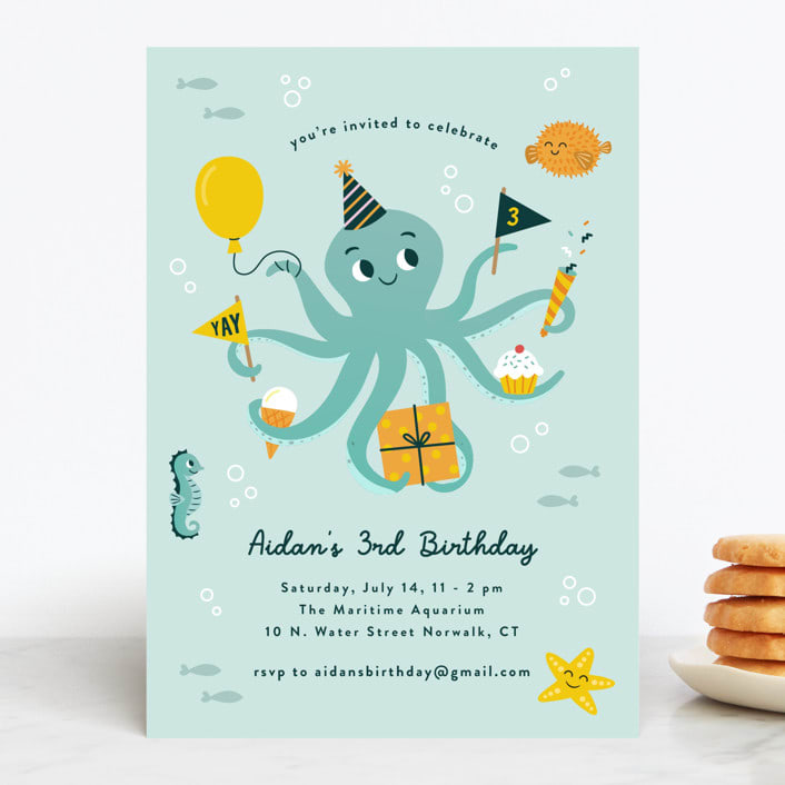 Underwater fun by Annie Holmquist