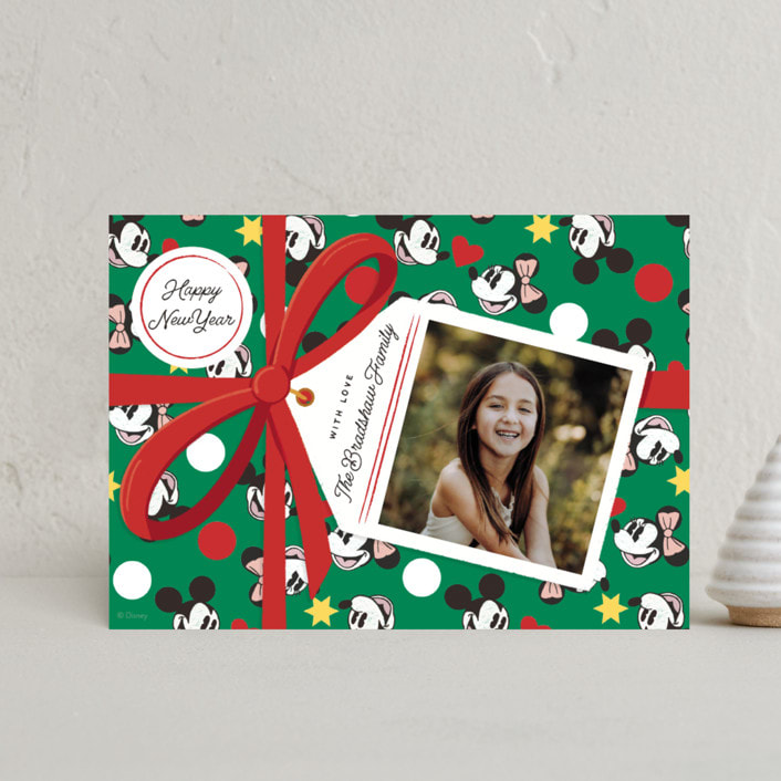 "Disney's Mickey & Minnie Gift Box" - Holiday Cards in Wreath by Becky Nimoy - Front