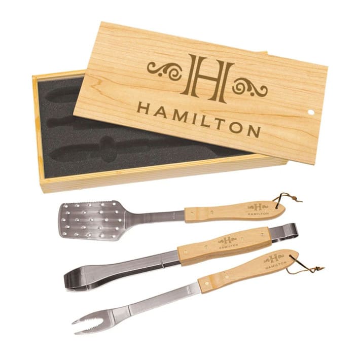 Custom Engraved Wooden Grill Set by Papel Custom Design