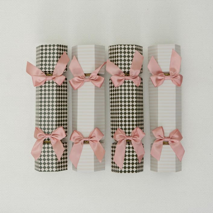 "Luxury Christmas Crackers "Belgravia"" - Christmas Crackers in multicolor by Lottie Aldarwish