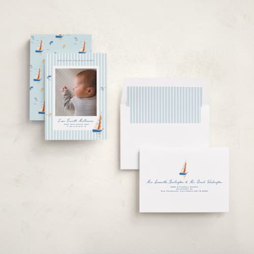 This is a maritime birth announcements with standard by Corinne Malesic called little sail boat printing on recycled smooth signature in standard