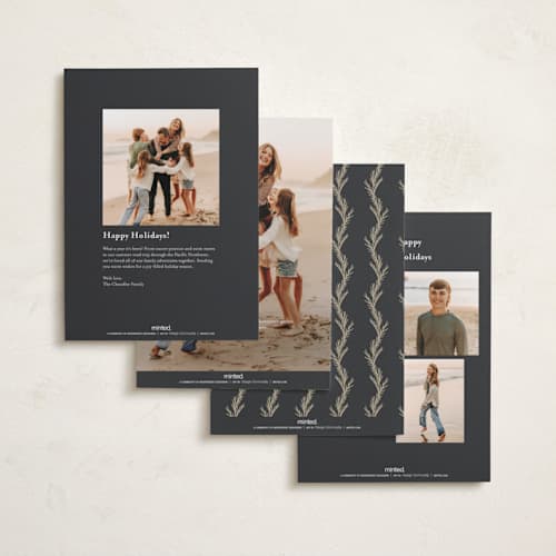 This is a chimney smoke foil pressed holiday cards with foil pressed by Petra Kern called family wreath printing on recycled smooth signature in standard