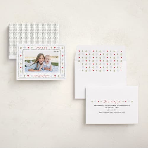 This is a winter holiday photo cards with standard by Itsy Belle Studio called merry little things printing on recycled smooth signature in standard