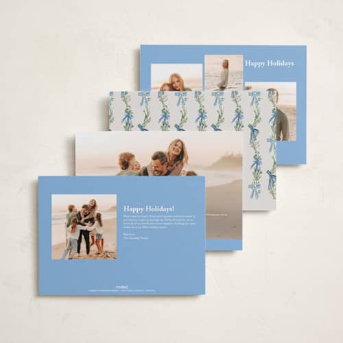 This is a powder holiday photo cards with standard by Petra Kern called garlanda printing on recycled smooth signature in standard