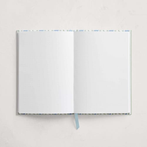 This is a hydrangea journals by Madhvi Samimi called hydrangea vines in standard