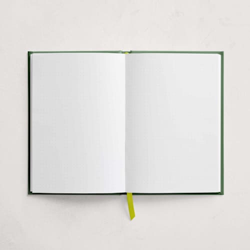 This is a grass journals by Lauren Jinhee called grand slam in standard