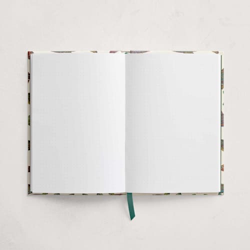This is a multi journals by Snow and Ivy called fishy in standard