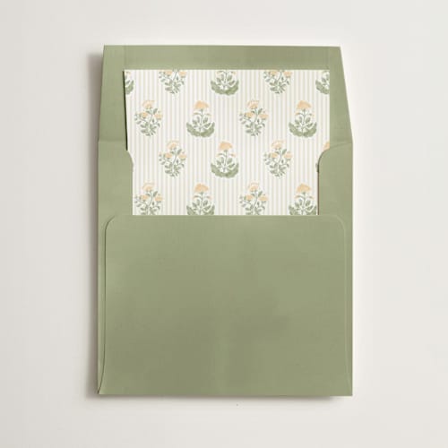 This is a garden wedding envelopes with standard by Creo Study called patterned florals printing on signature in liner