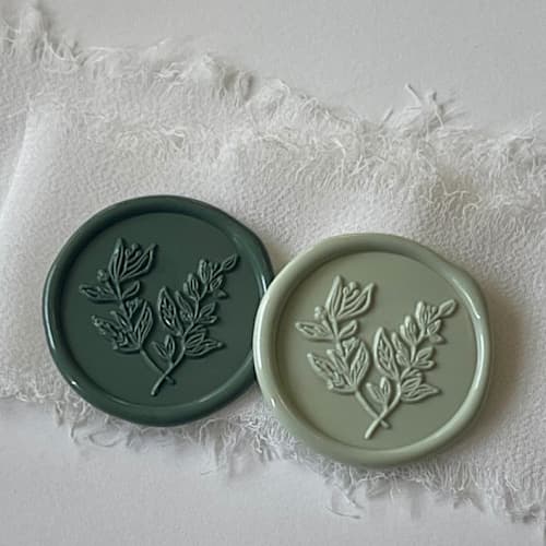 This is a multicolorassorted-colors wax seals by Vee called eucalyptus leaf wax seals (set of 10) in standard