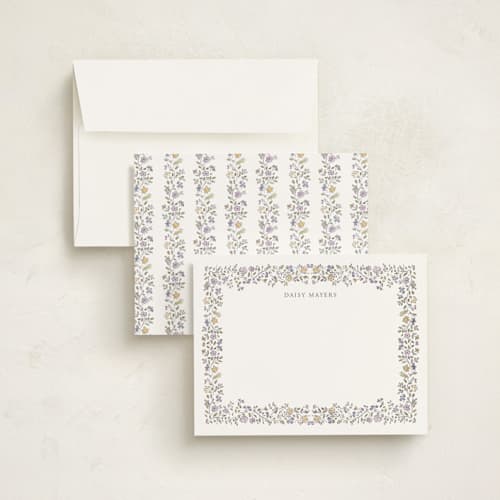 This is a lavender personalized stationery thank you cards with standard by Petra Kern called daisy q printing on signature in 4.25x5.5