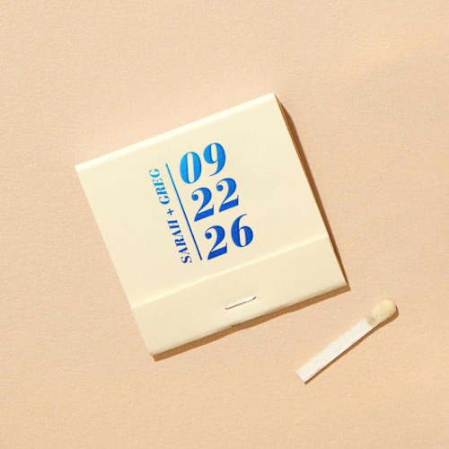 This is a white matchbooks by ForYourParty called bold names matchbooks, set of 100 in standard