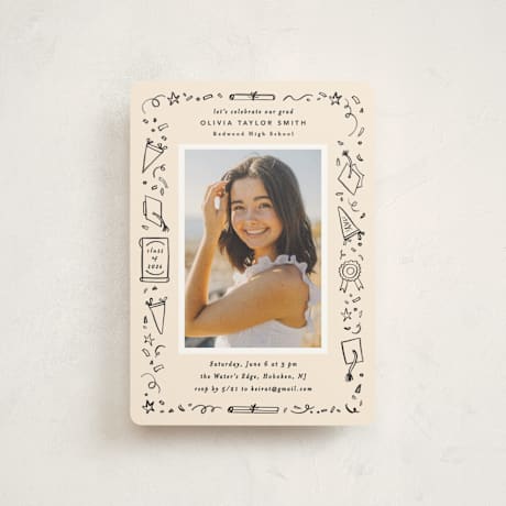 Petite Graduation Party Invitations