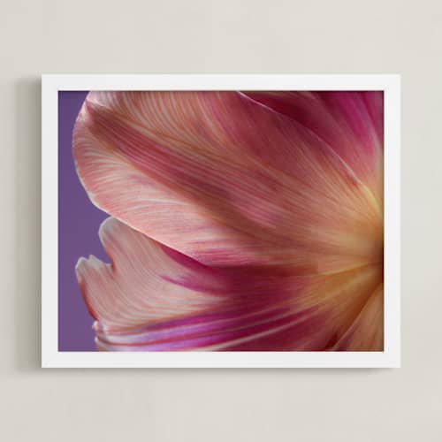 This is a lilac art with standard by Elena Kulikova called parrot tulip