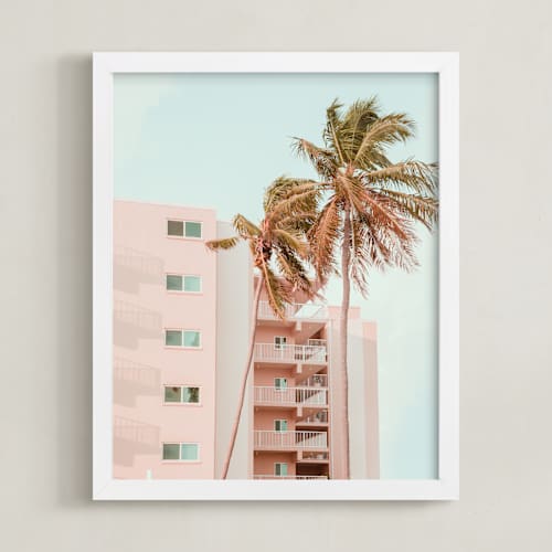This is a peach pearl art with standard by Rega called pastel holidays