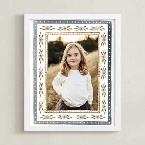 This is a sea photo art with standard by leslie hamer called embellished frame: framed photo