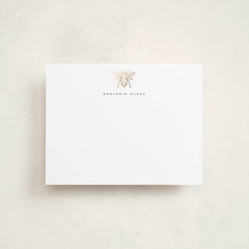 This is a daisy foil stamped stationery with foil pressed by Jennifer Lew called bee printing on signature in 4.25x5.5