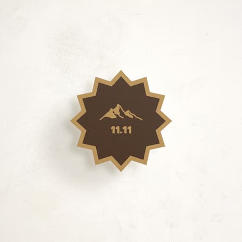 This is a coffee insert cards with standard by Alexandra Gross called the summit suite set printing on signature in mini