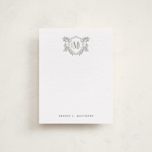 This is a artichoke personalized stationery thank you cards with letterpress by Tamara Hilje called escudo printing on white cotton in standard