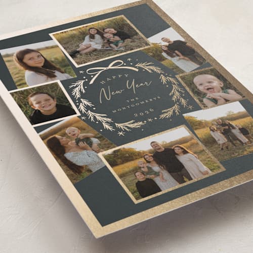 This is a chimney smoke foil pressed holiday cards with foil pressed by Petra Kern called family wreath printing on recycled smooth signature in standard