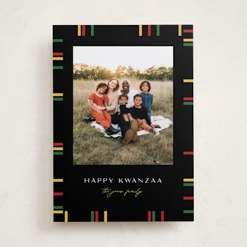 This is a onyx kwanzaa cards with standard by Pixel and Hank called kwanzaa boarder printing on recycled smooth signature in standard
