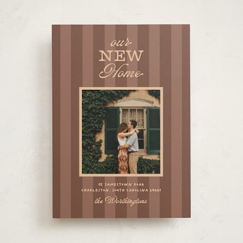 This is a mocha moving announcements with standard by Creo Study called vintage stripes printing on signature in standard