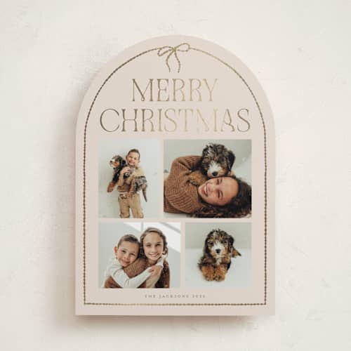 This is a buttercream foil pressed holiday cards with foil pressed by Vivian Yiwing called frame bow printing on recycled smooth signature in standard