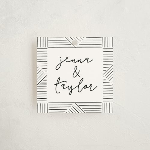 This is a onyx gift tags with standard by Leanne Friedberg called line doodle photo frames printing on signature in tag