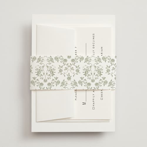 This is a forest belly bands with standard by Sherley Ferreira called vintage garden printing on signature text in belly band