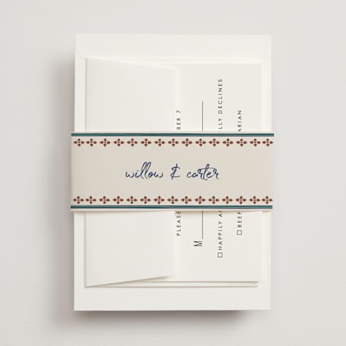 This is a neptune belly bands with standard by Kelly Watkins called vase printing on signature text in belly band