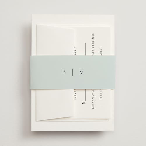This is a sky belly bands with standard by Kelly Schmidt called merryvale printing on signature text in belly band