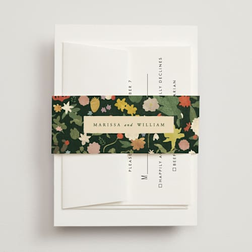 This is a garden belly bands with standard by Sumak Studio called all the flowers of the world printing on signature text in belly band