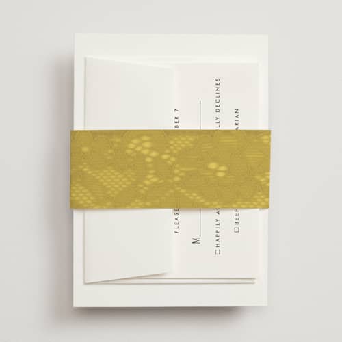 This is a island citrus belly bands with standard by Morgan Kendall called bloom printing on signature text in belly band