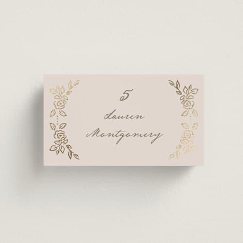 This is a vanilla wedding place cards with foil pressed by Petra Kern called manuet printing on signature in placecard