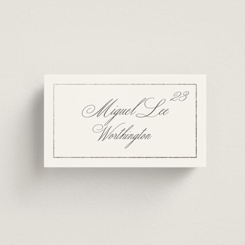 This is a sugar wedding place cards with foil pressed by chocomocacino called toulomotiri printing on signature in placecard