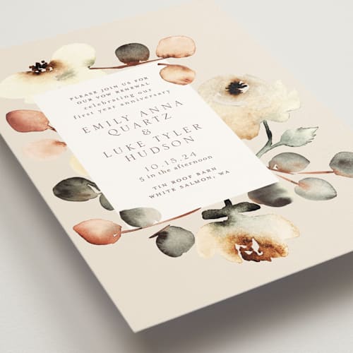 This is a autumn wedding invitations with standard by Petra Kern called bella mia printing on signature in standard