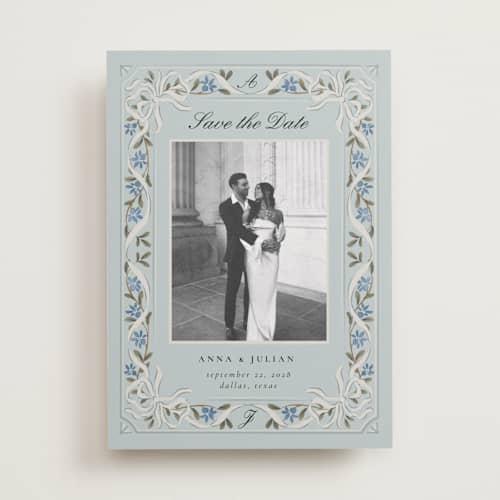 This is a sky save the date with standard by Ana de Sousa called romantic elegance printing on recycled smooth signature in standard