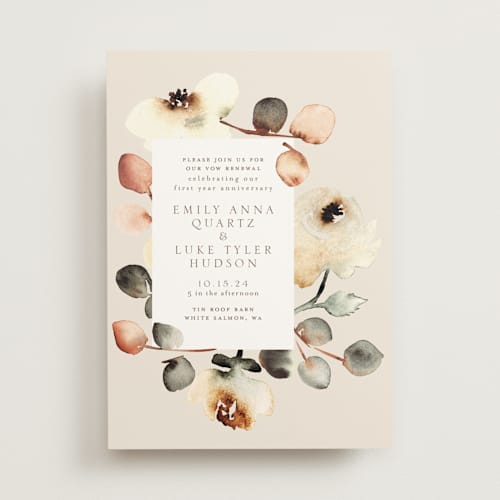 This is a autumn wedding invitations with standard by Petra Kern called bella mia printing on signature in standard