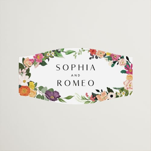 This is a daisy wedding favor labels with standard by Susan Moyal called secret garden printing on uncoated sticker paper in sticker
