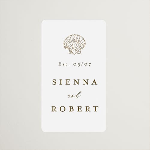 This is a pearl wedding favor labels with standard by Maria Alou called by the seashore printing on uncoated sticker paper in sticker