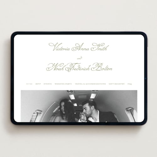 This is a moss wedding websites by Petra Kern called crestino printing on digital paper in standard