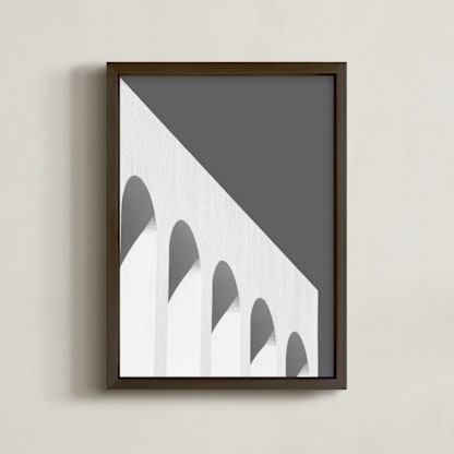 Arches in black and white